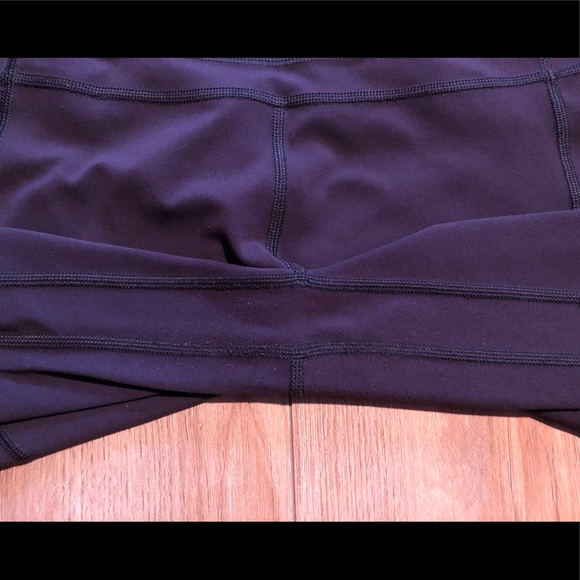 🎈 Lululemon Pushing Limits Crop 🎈 - Picture 9 of 9